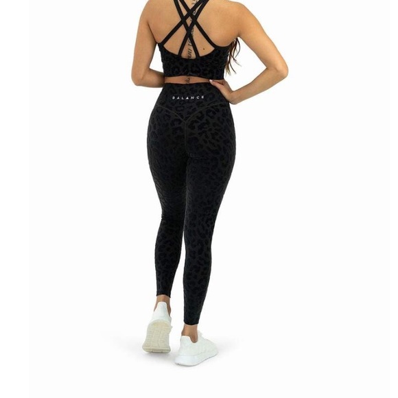 Balance Athletica Panther Lux Pant - Picture 2 of 2